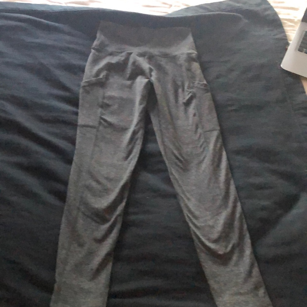 Aerie Chill Play Move Leggings